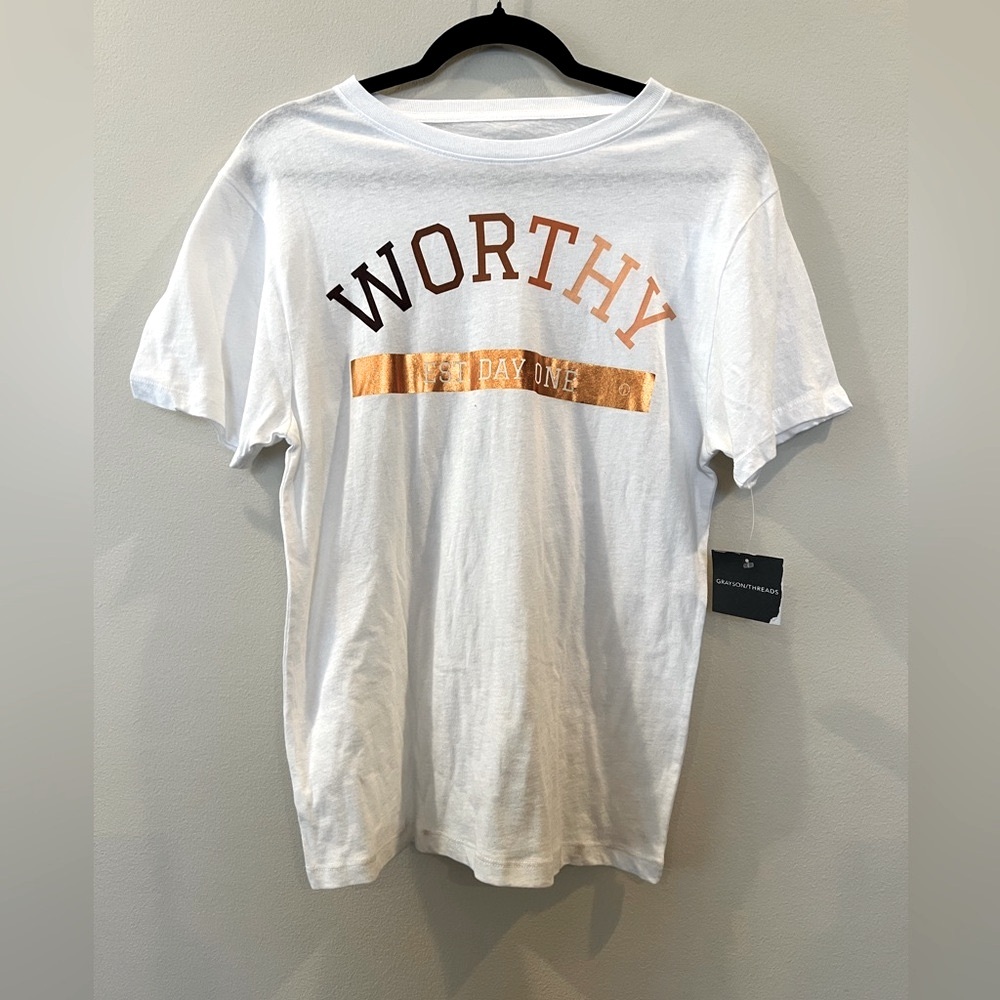 Coco Michele Greyson Threads t-shirt women S‎ white graphic short sleeve cotton